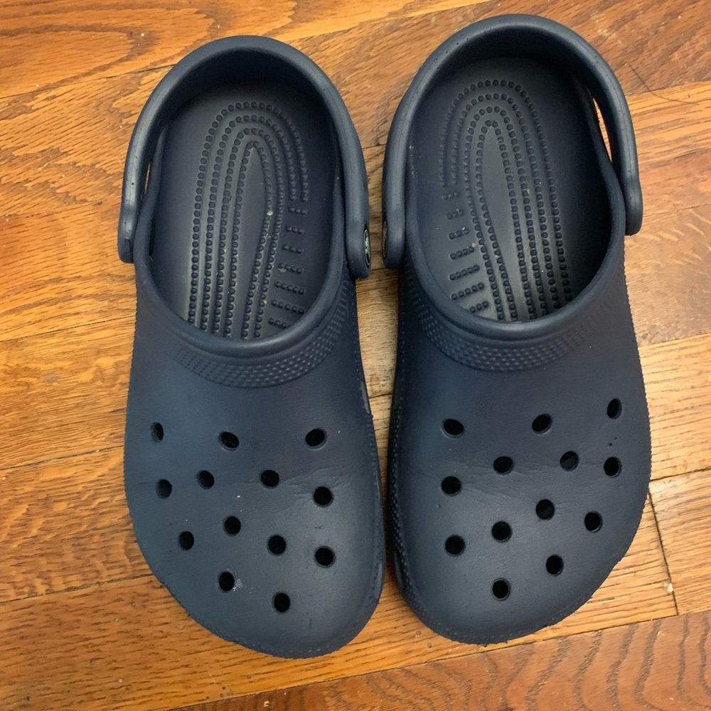 Crocs navy classic
